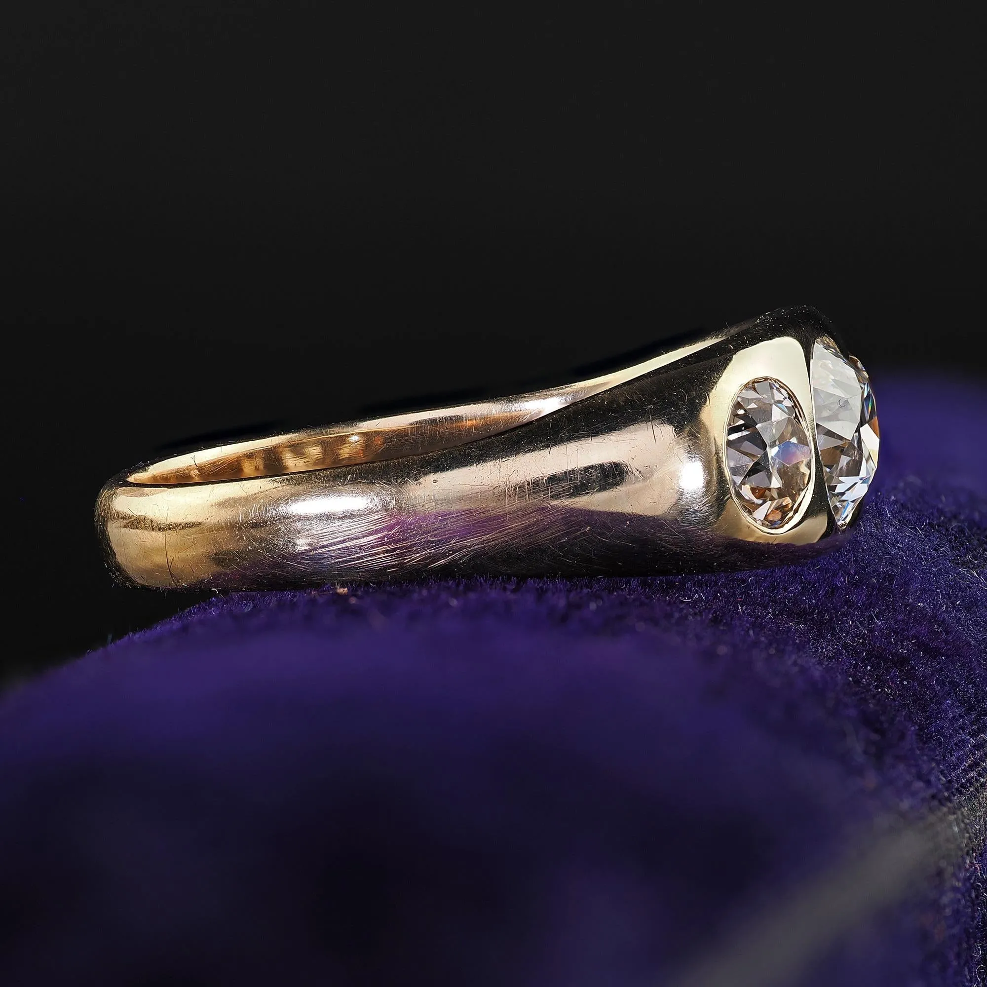Antique Art Deco 10K Yellow Gold Old European Cut Diamond Three Stone Gypsy Ring - GIA