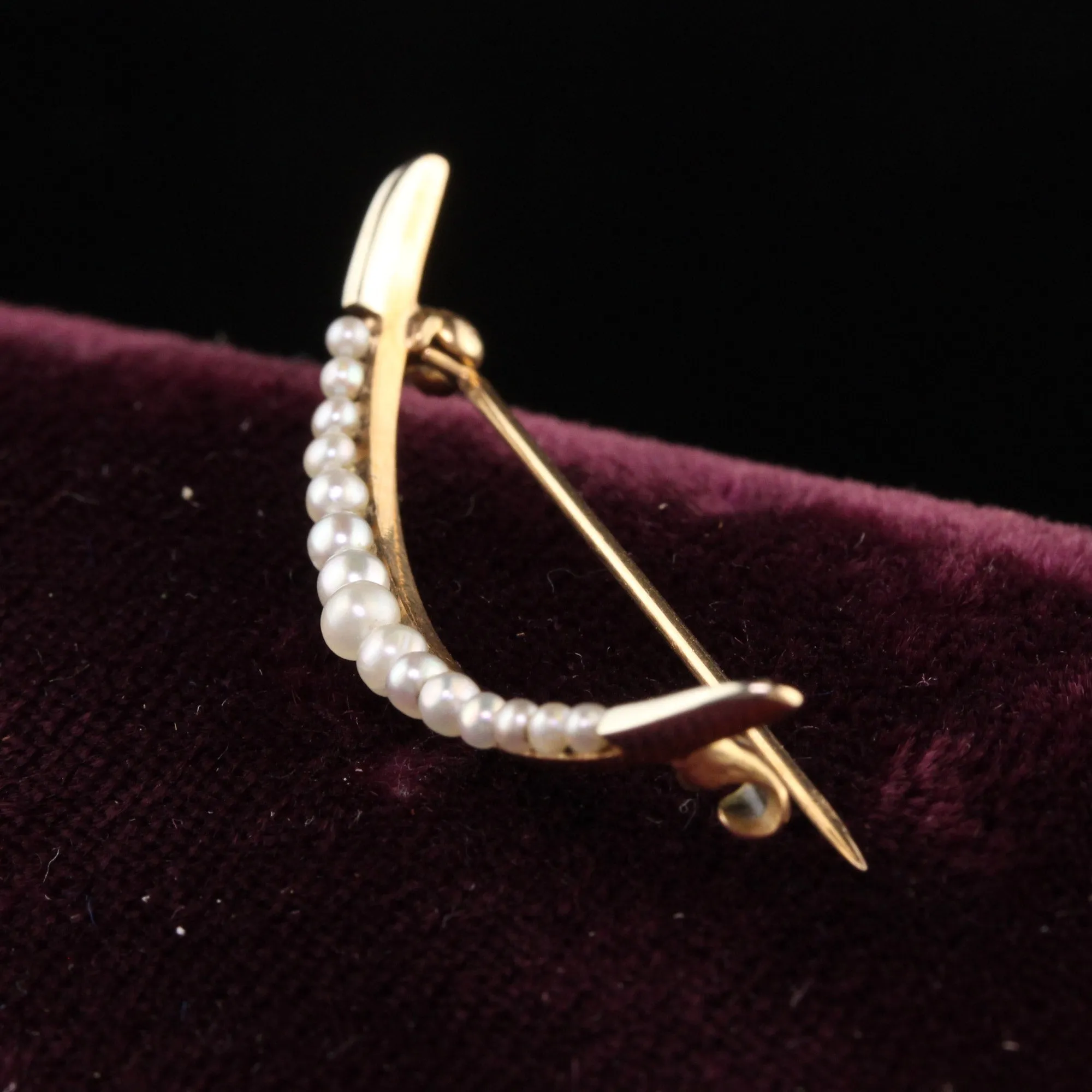 Antique Art Deco 14K Yellow Gold Natural Pearl Crescent Pin