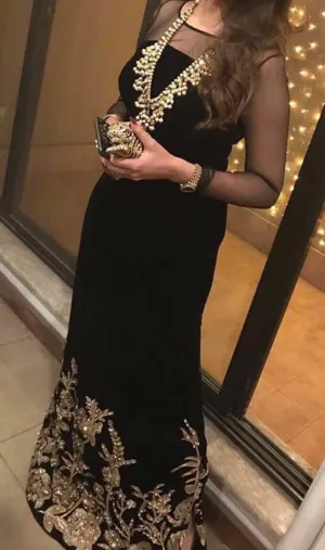 Beutifull party maxi in black and golden color Model # 922