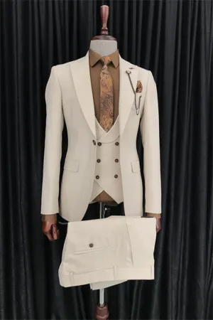 Chic Peaked Lapel Three Pieces Prom Suit Jackets Wedding Groom Suits