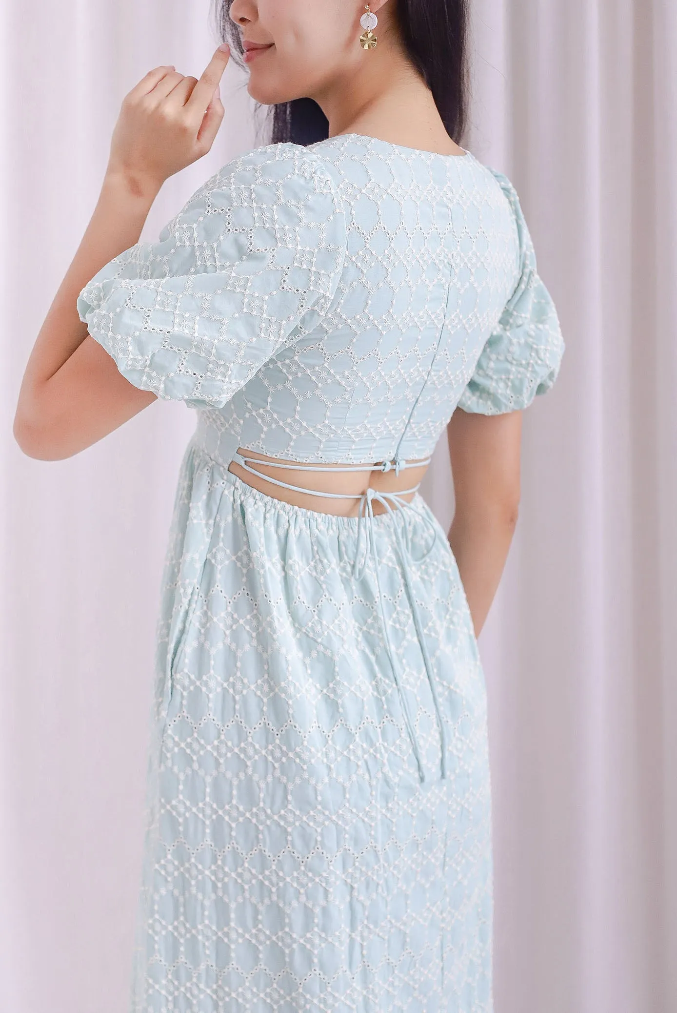 Clifford Embro Puffy Sleeve Tie Back Maxi Dress In Mint Green