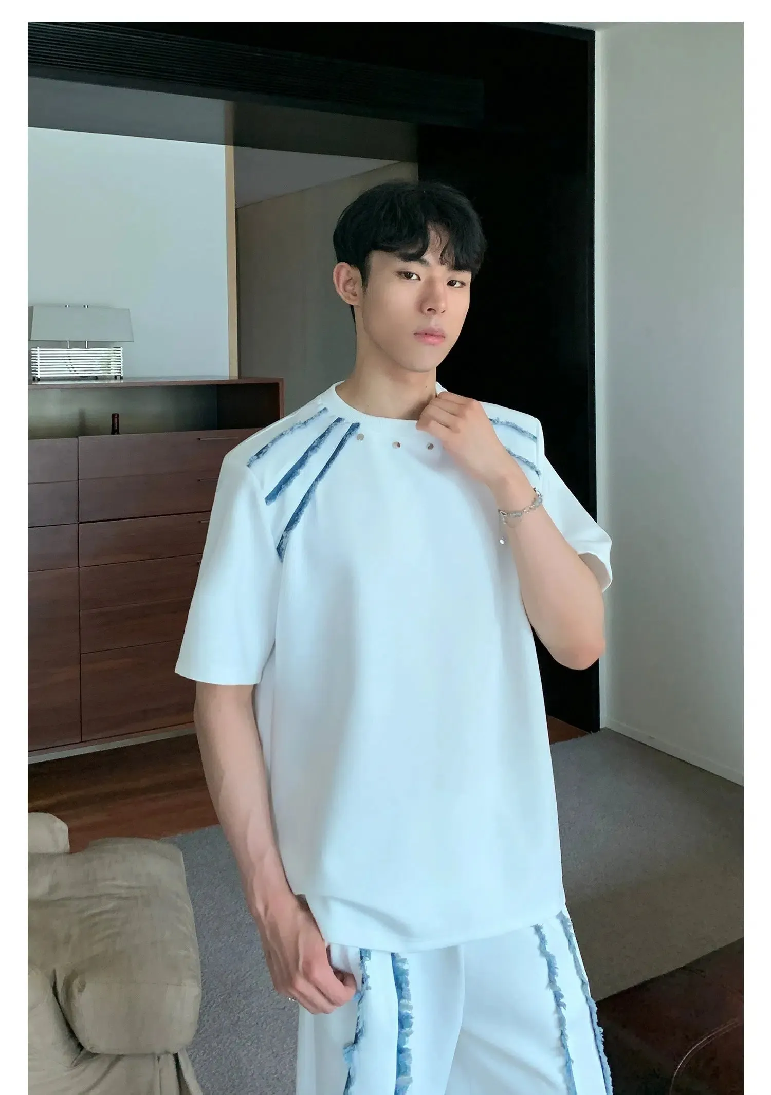 Contrast Colour Crew Neck T-shirt