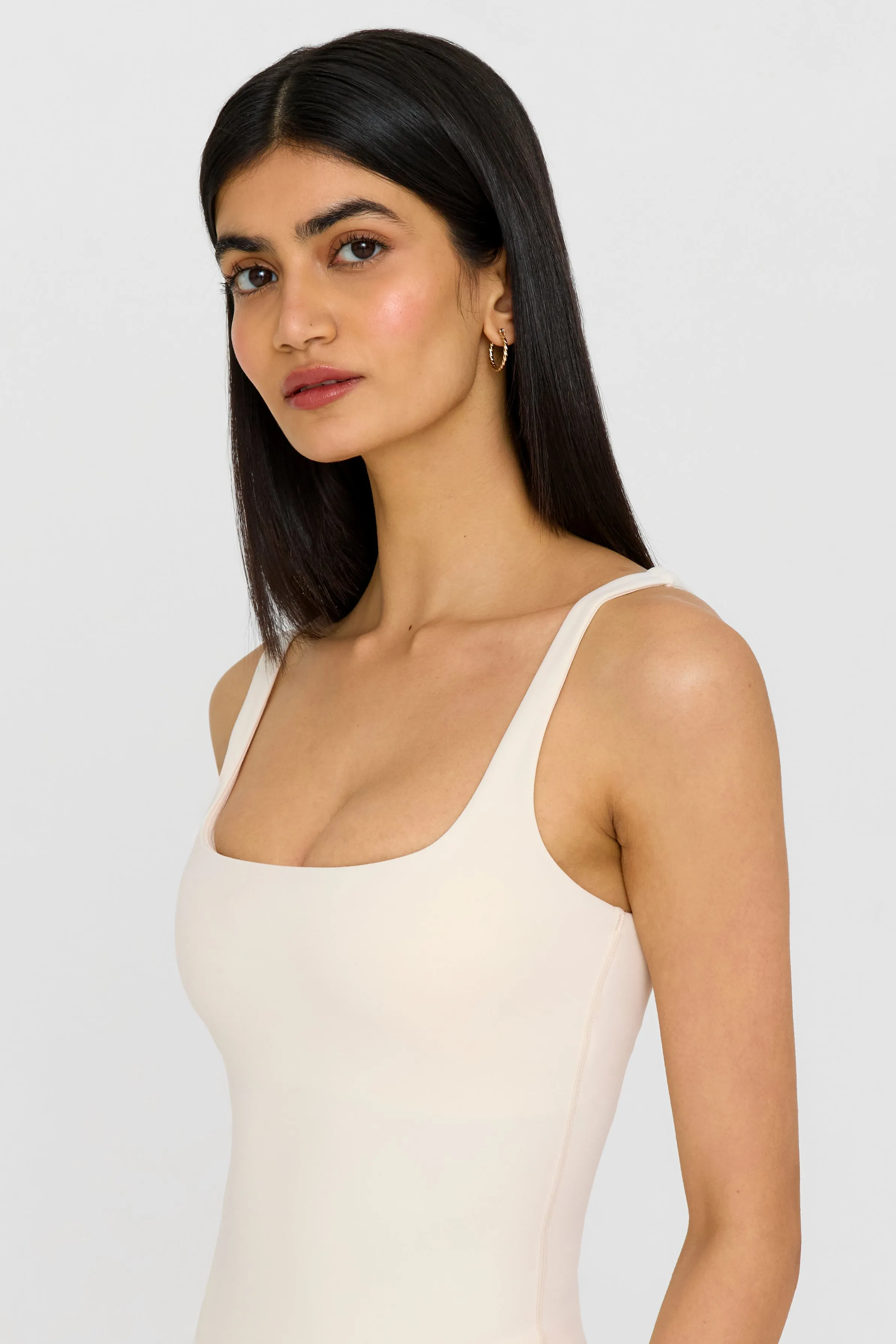 DAYFLEX BUILT-IN SUPPORT ESSENTIAL SQUARE NECK FULL LENGTH VEST - BUTTERMILK