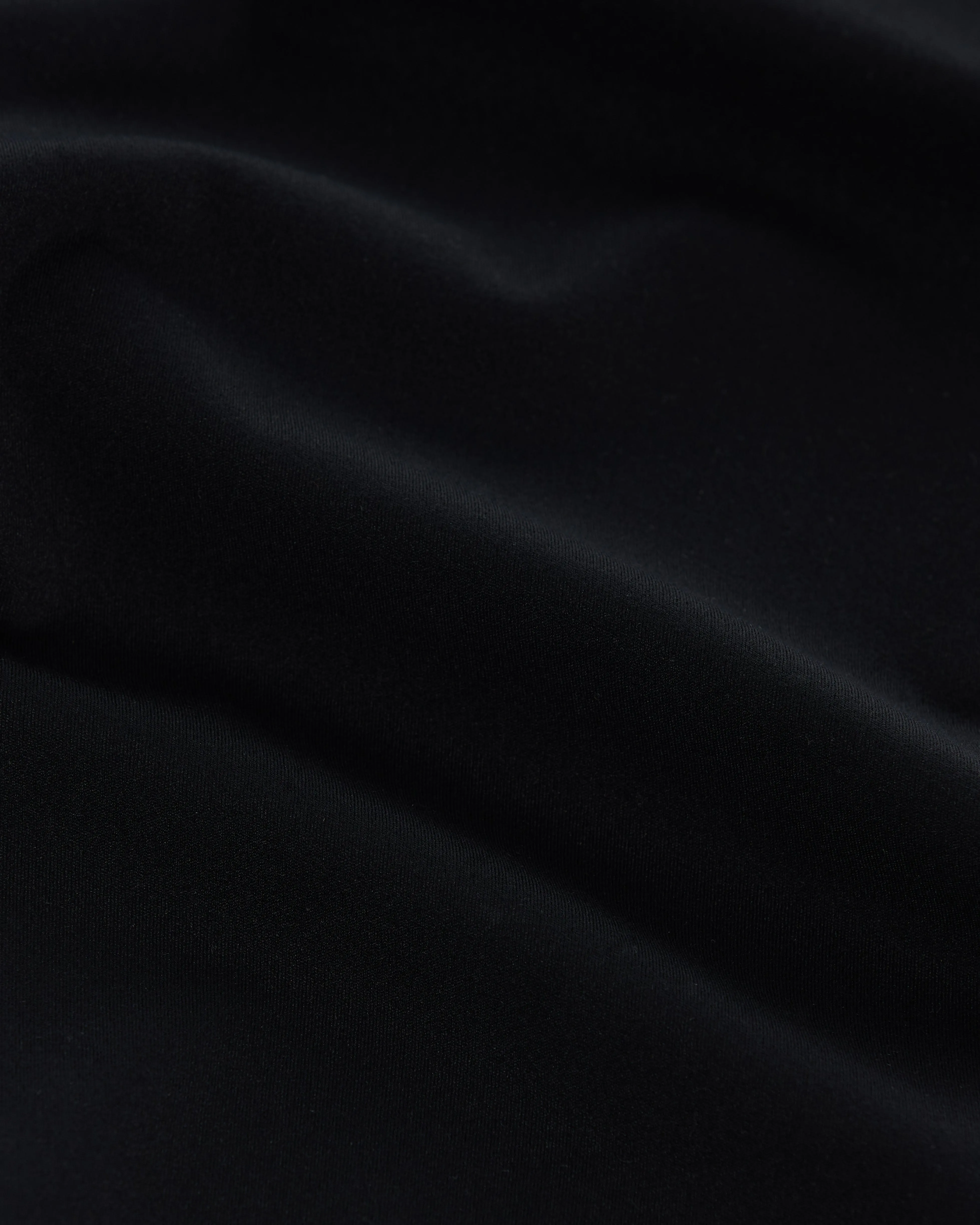Fade Scrunch Shorts 4" | Black