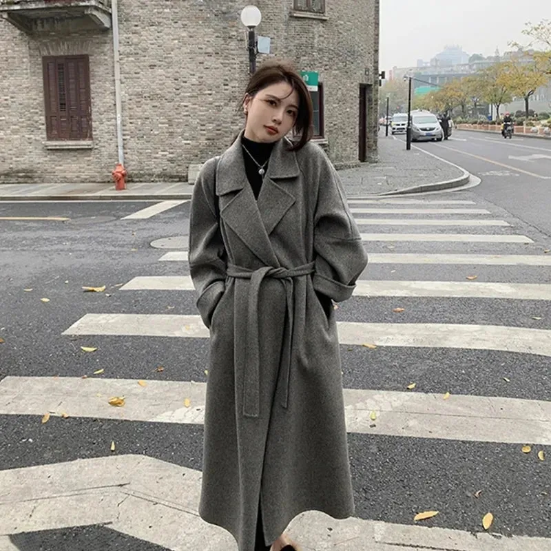 Fashion 100% Wool Coat – Black Oversized Lapel Coat with Belt for Women