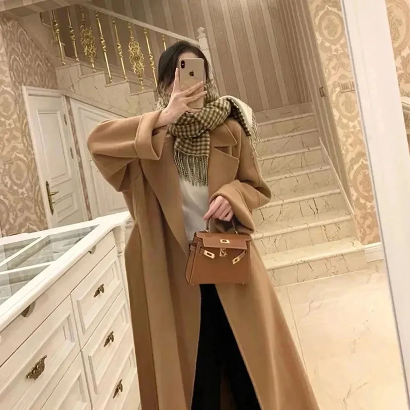 Fashion 100% Wool Coat – Black Oversized Lapel Coat with Belt for Women