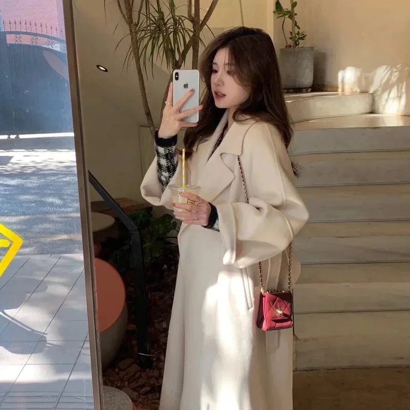 Fashion 100% Wool Coat – Black Oversized Lapel Coat with Belt for Women