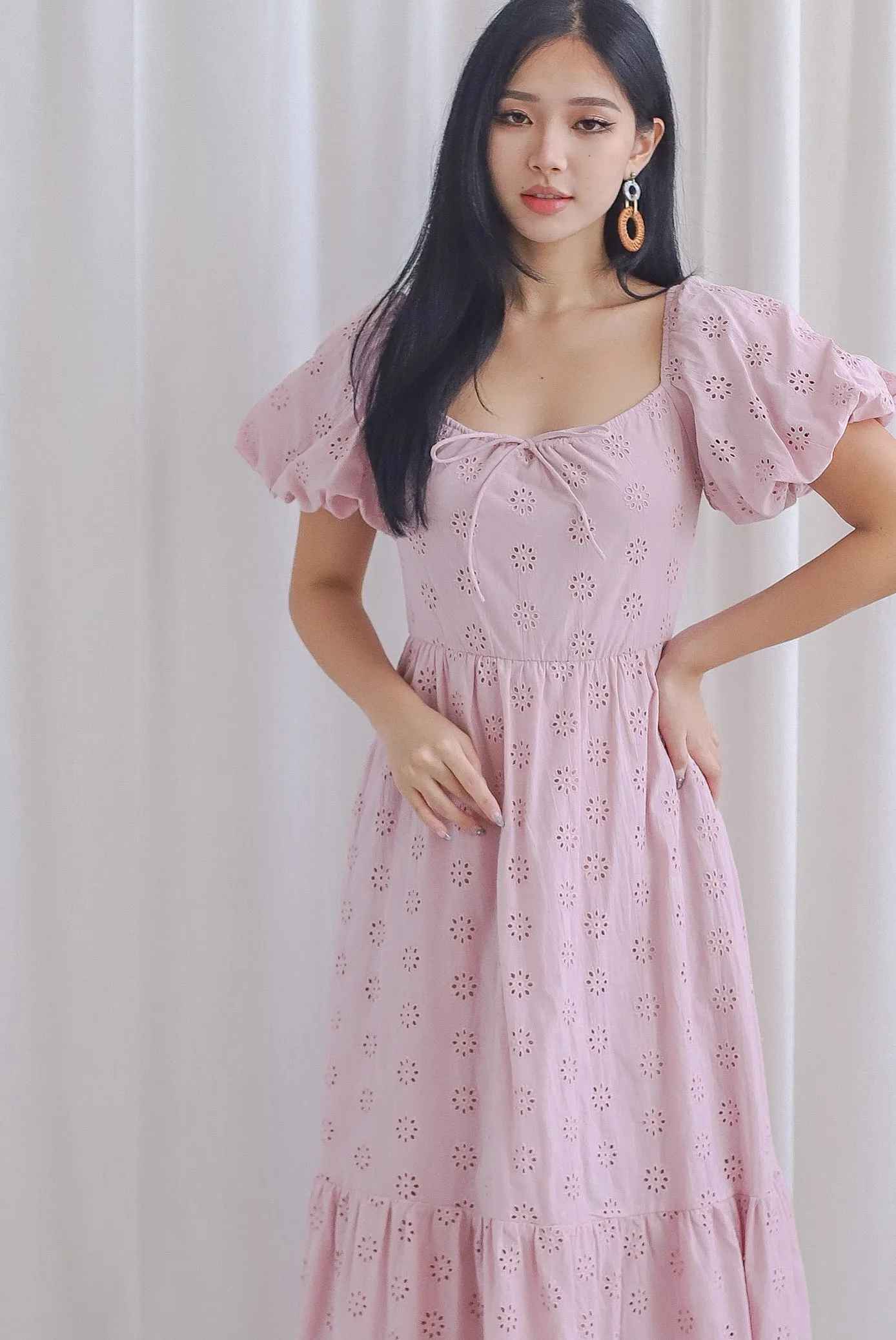 Guinevere Eyelet Tie Front Midi Dress In Blush
