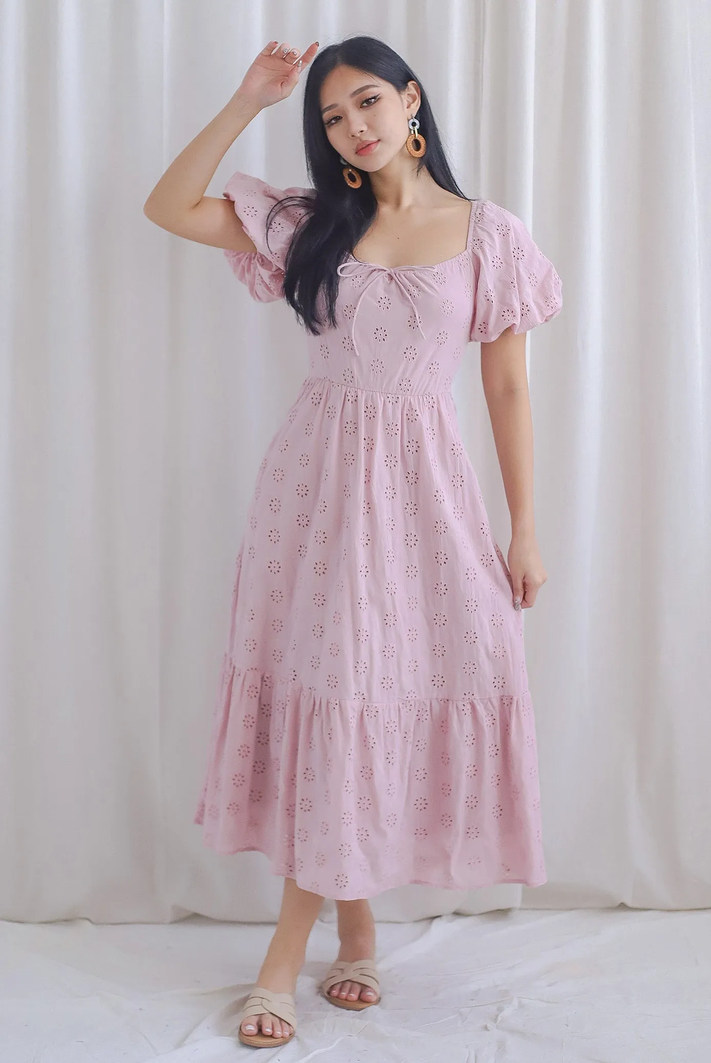 Guinevere Eyelet Tie Front Midi Dress In Blush