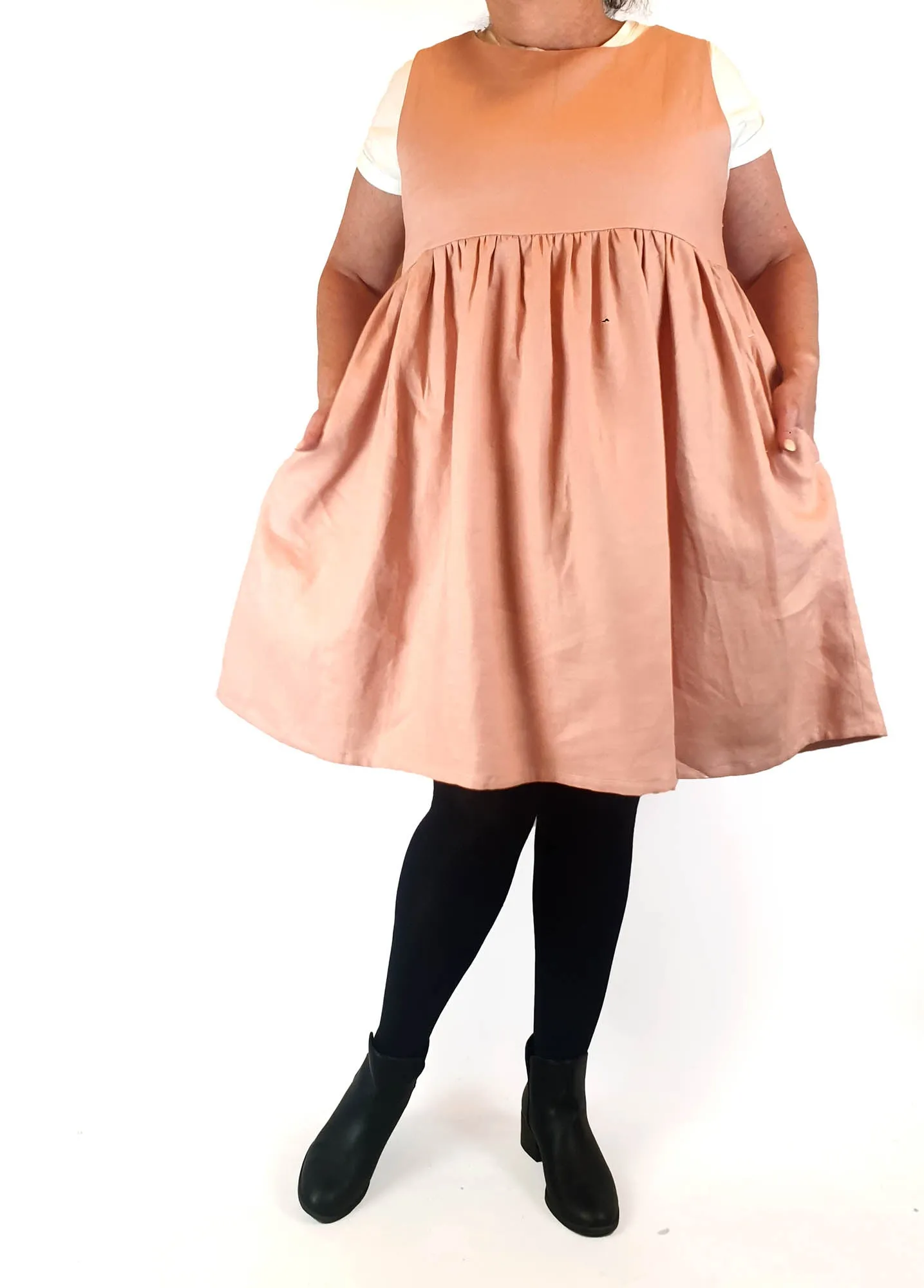 Handmade pink linen sleeveless dress with pockets, best fits 16