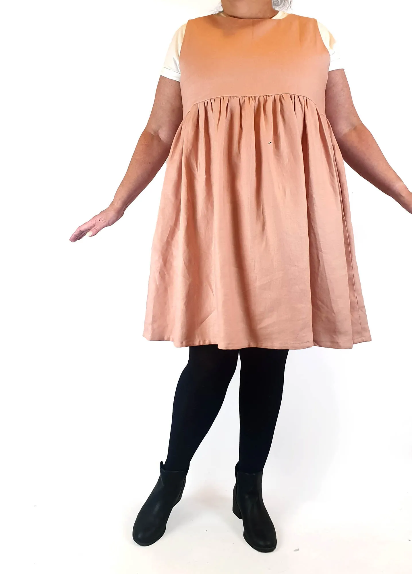 Handmade pink linen sleeveless dress with pockets, best fits 16