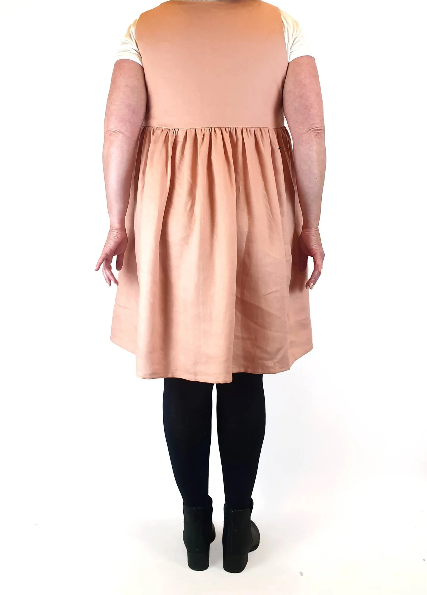 Handmade pink linen sleeveless dress with pockets, best fits 16