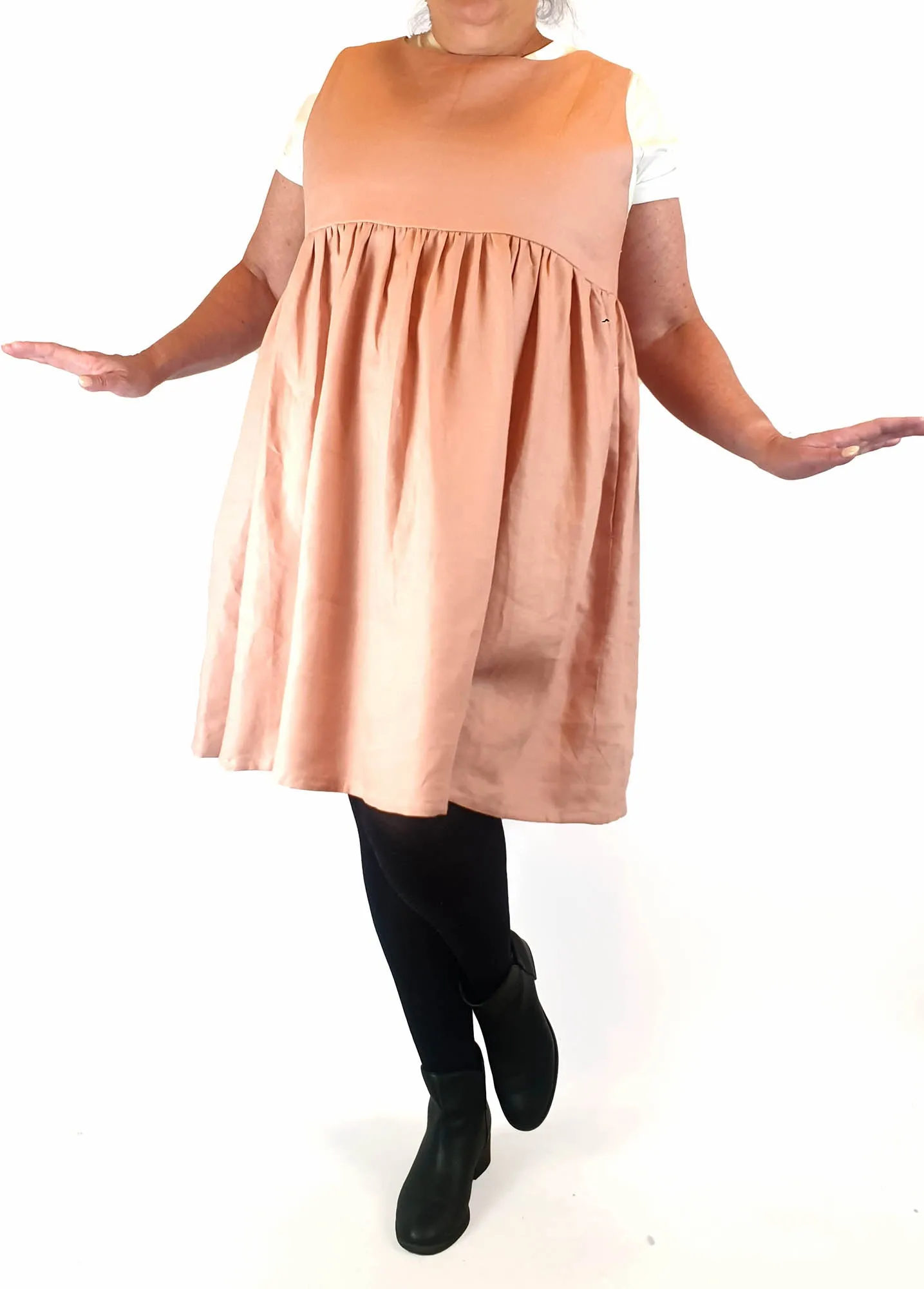 Handmade pink linen sleeveless dress with pockets, best fits 16