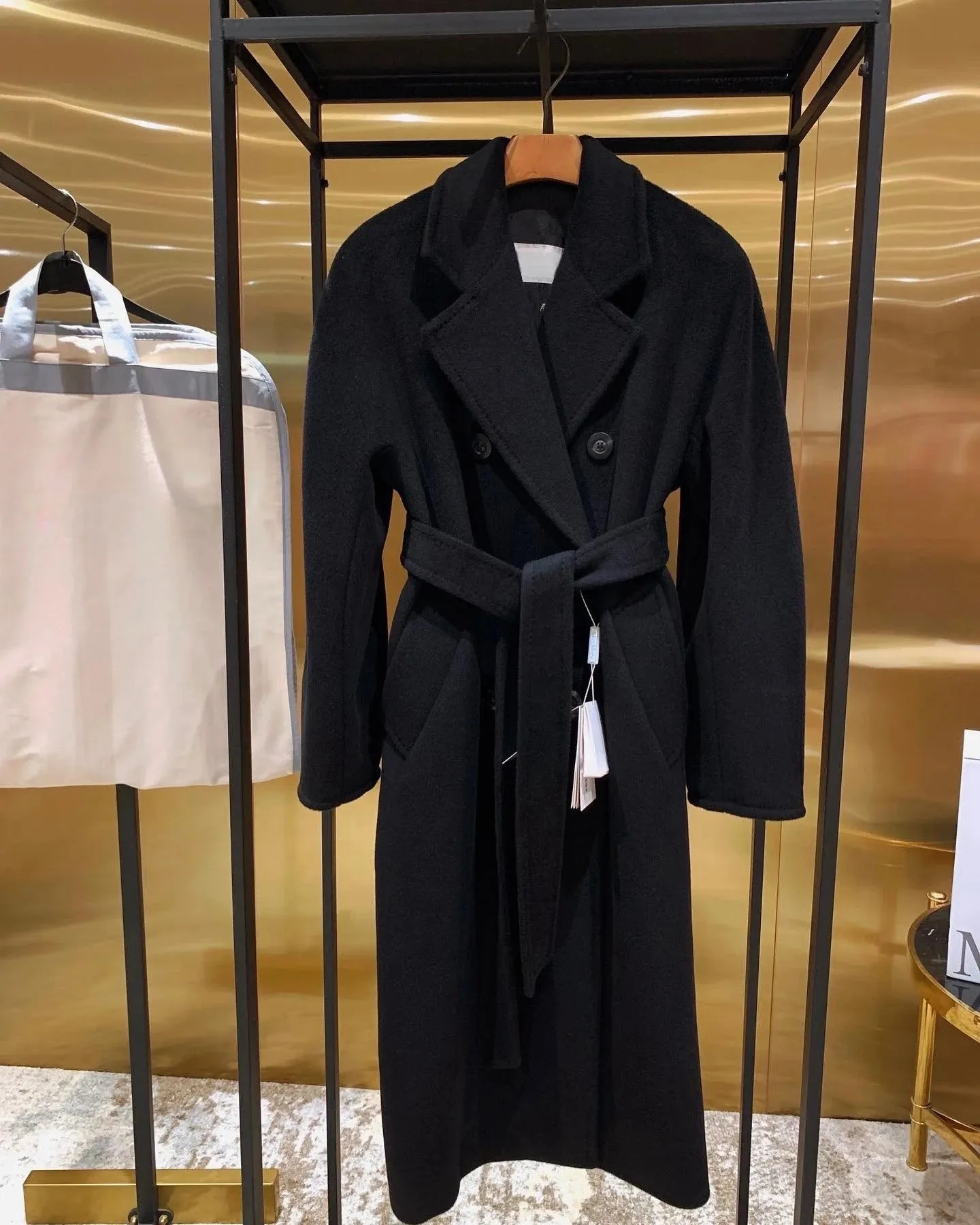 High-End Winter Cashmere Coat for Women – Camel, Black, Gray, Red, Double-Breasted
