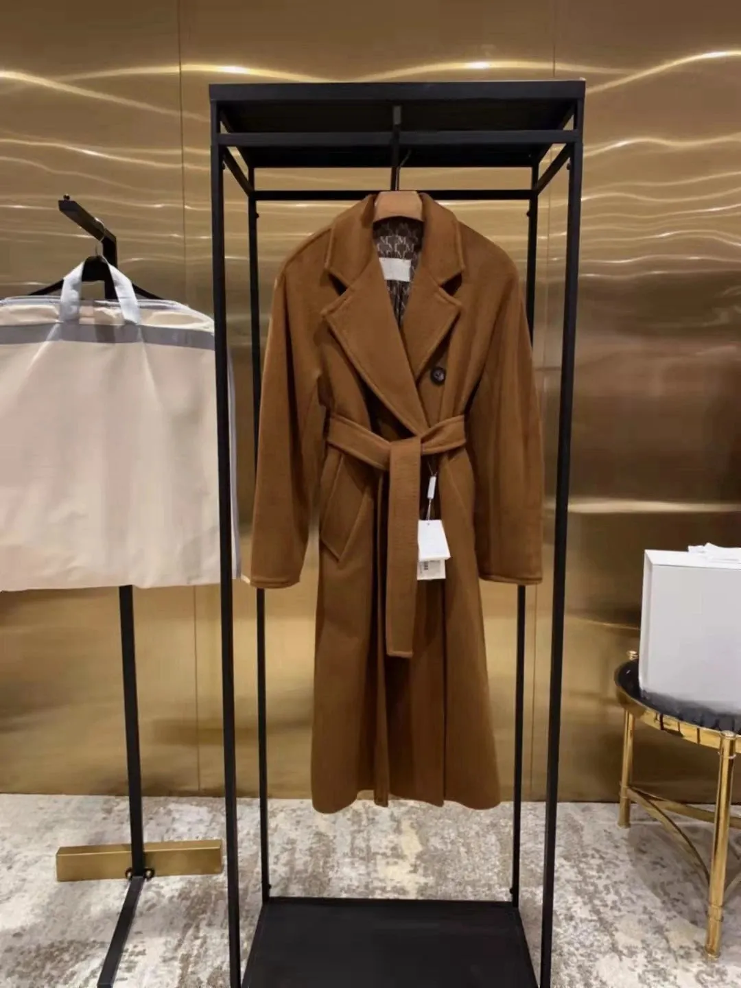 High-End Winter Cashmere Coat for Women – Camel, Black, Gray, Red, Double-Breasted