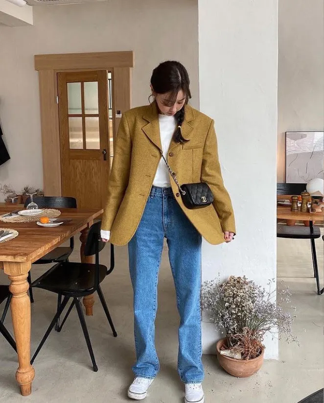 Lapeled single-breasted loose woolen jacket