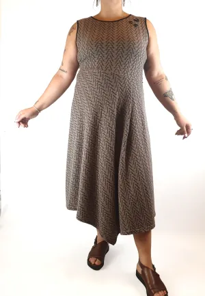 Maiocchi textured brown sleeveless maxi dress size 16