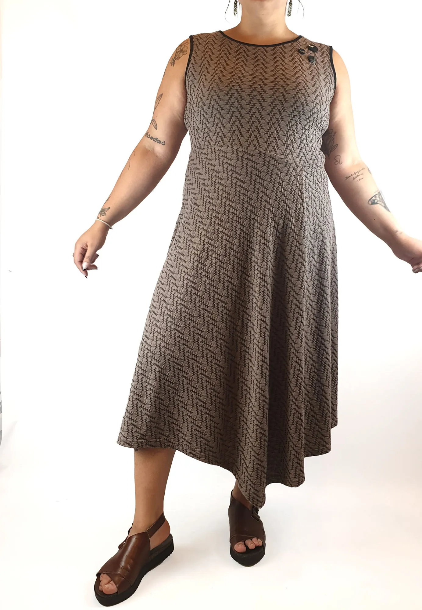 Maiocchi textured brown sleeveless maxi dress size 16