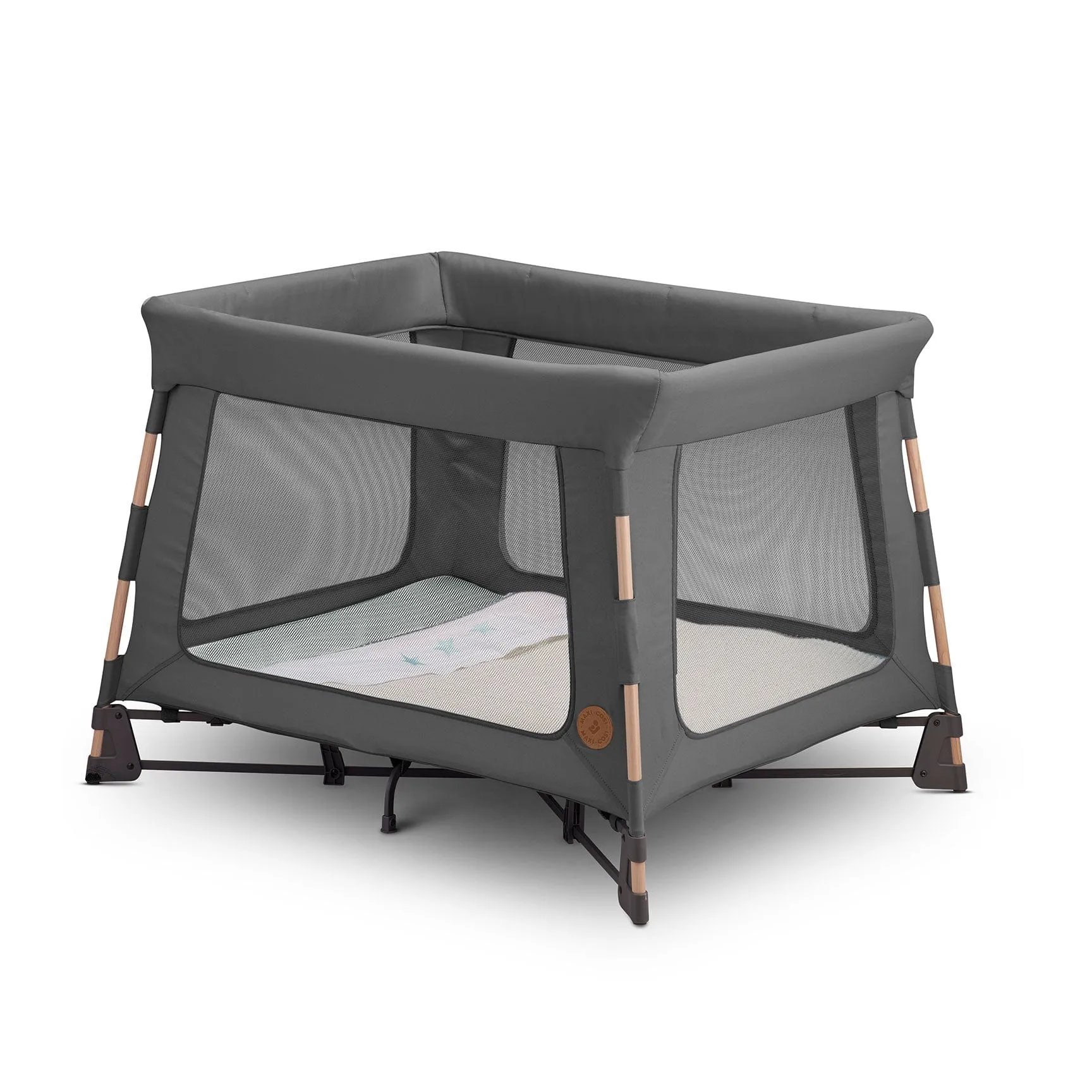 Maxi-Cosi Swift Playard in Beyond Graphite