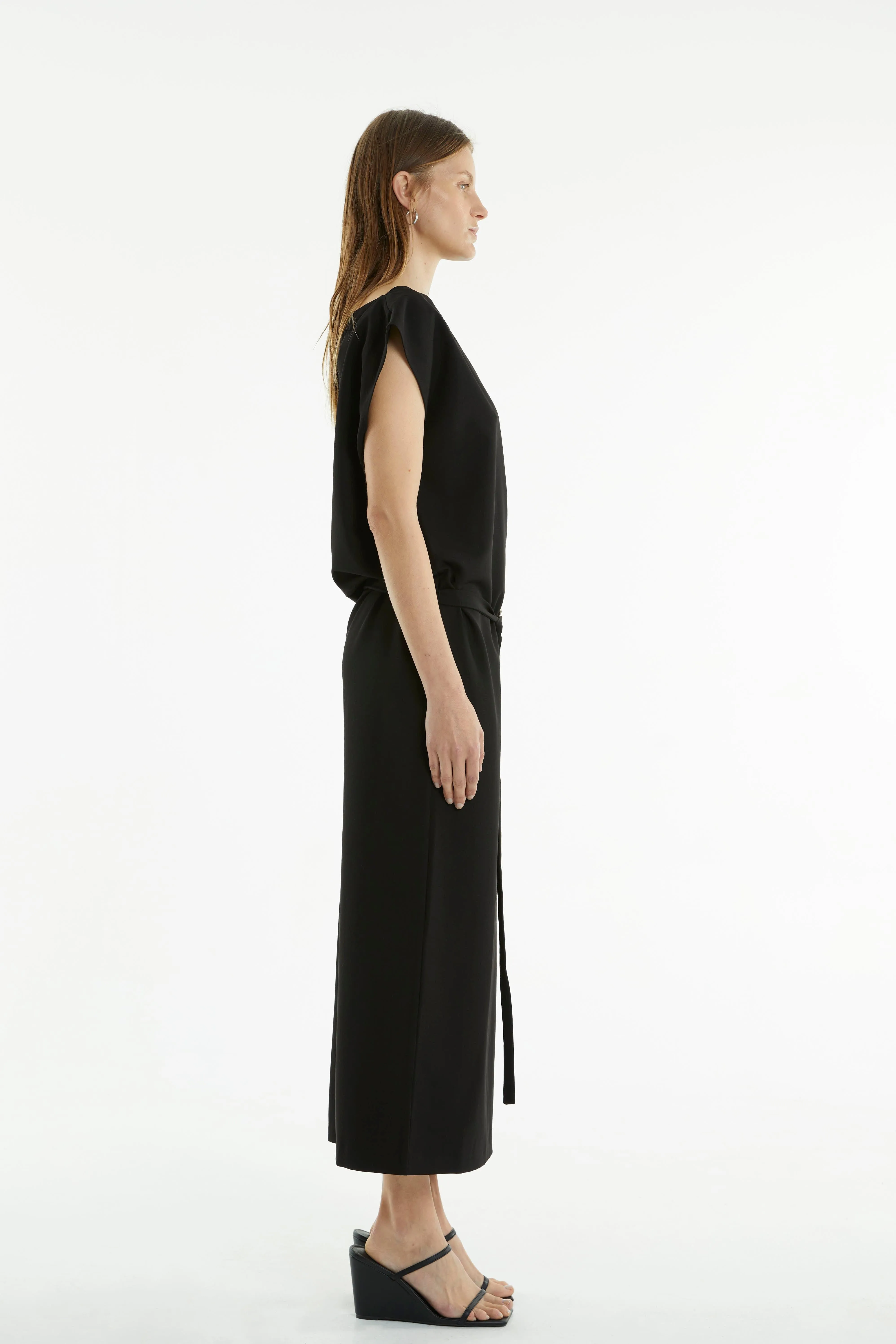 PARADIGM BELTED MAXI DRESS | BLACK