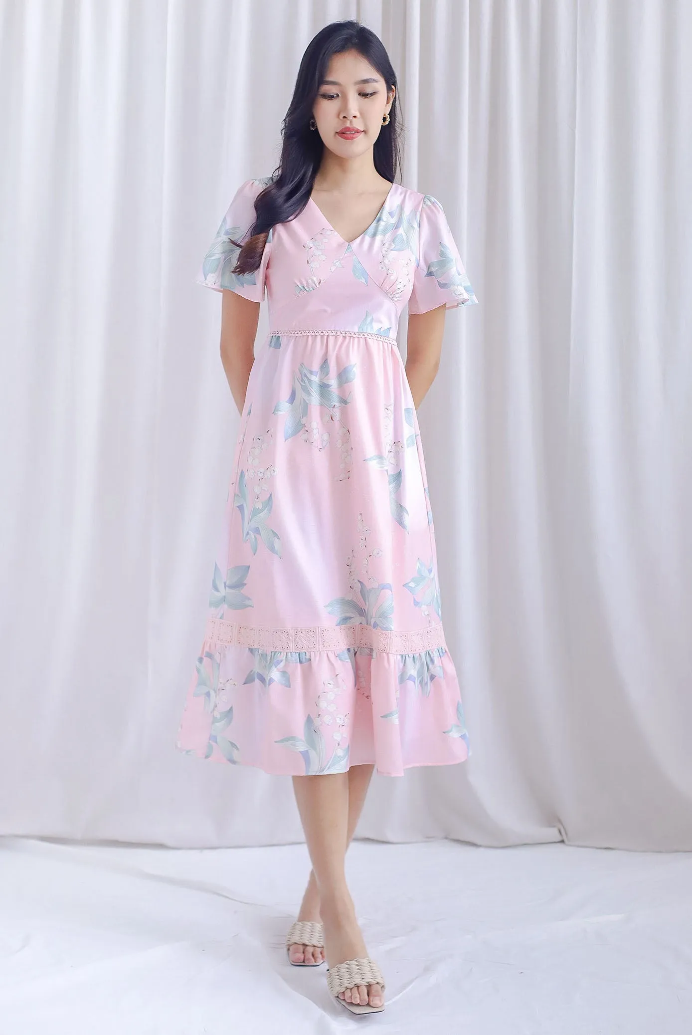 *Restocked* Eirini Lattice Insert Sleeved V Neckline Floral Dress In Pink