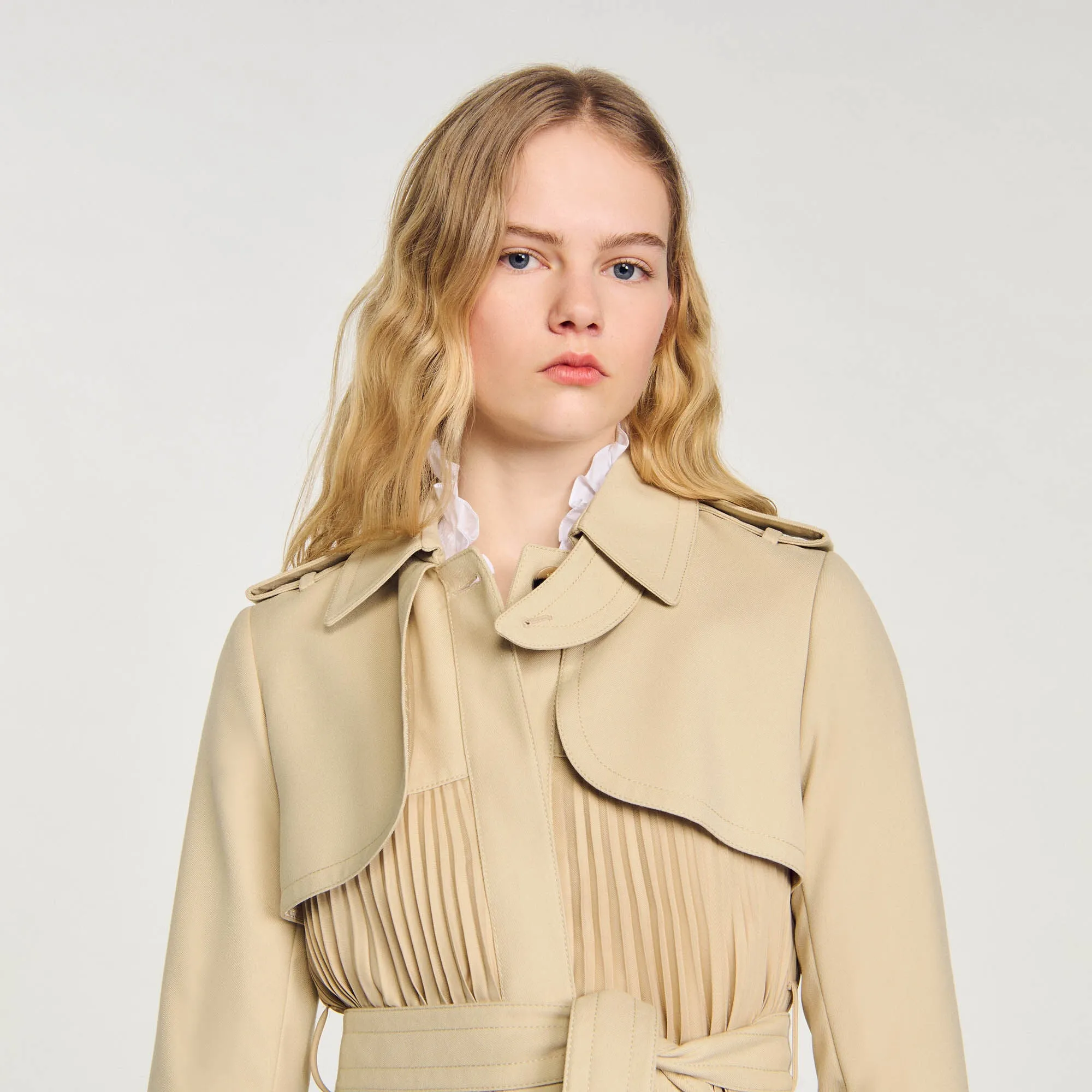 Vino Pleated Trench Coat With Belt Beige