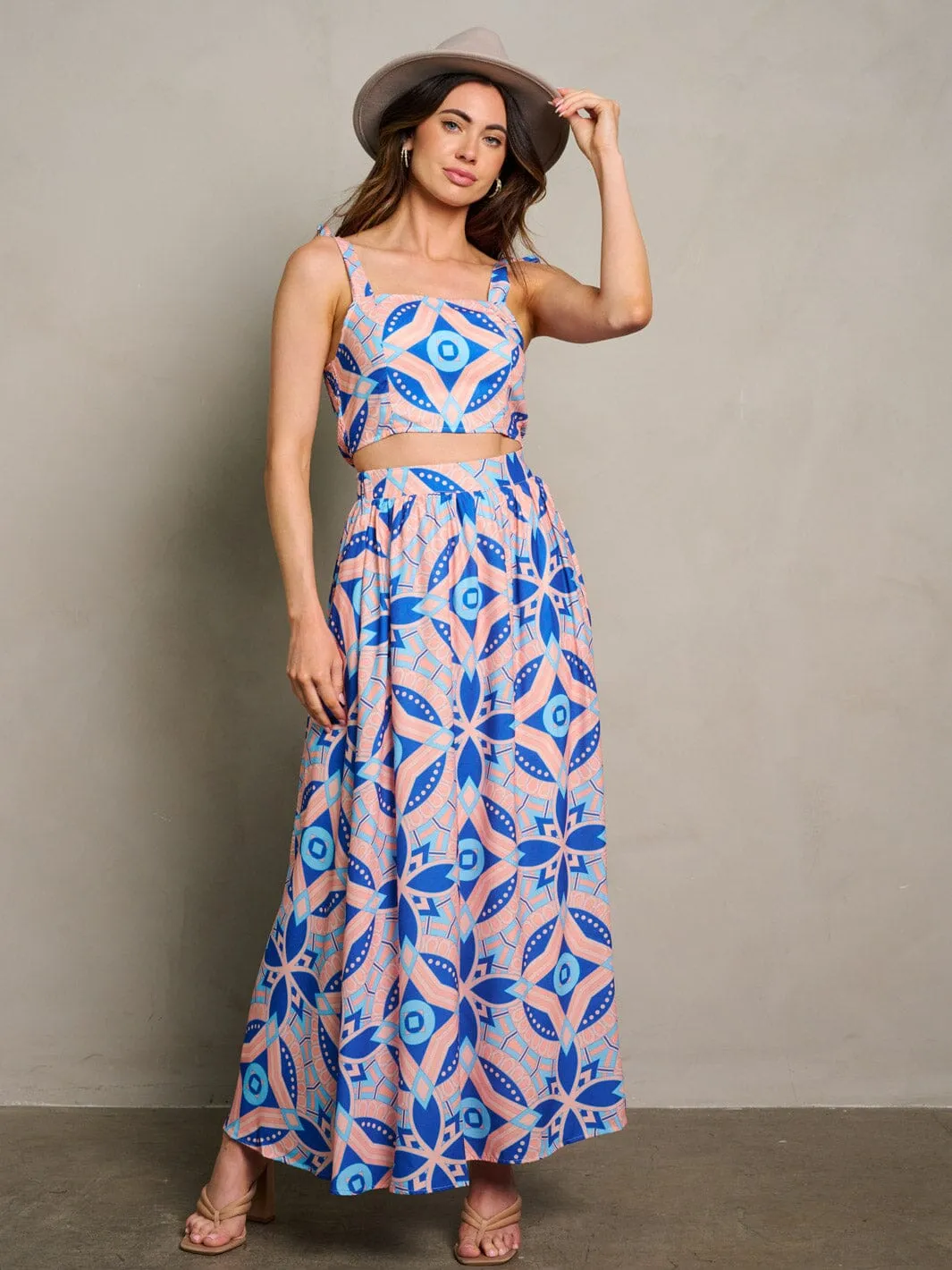 WOMEN'S SLEEVELES TOP & BUTTON CLOSURE MAXI SKIRT PRINTED 2PC. SET