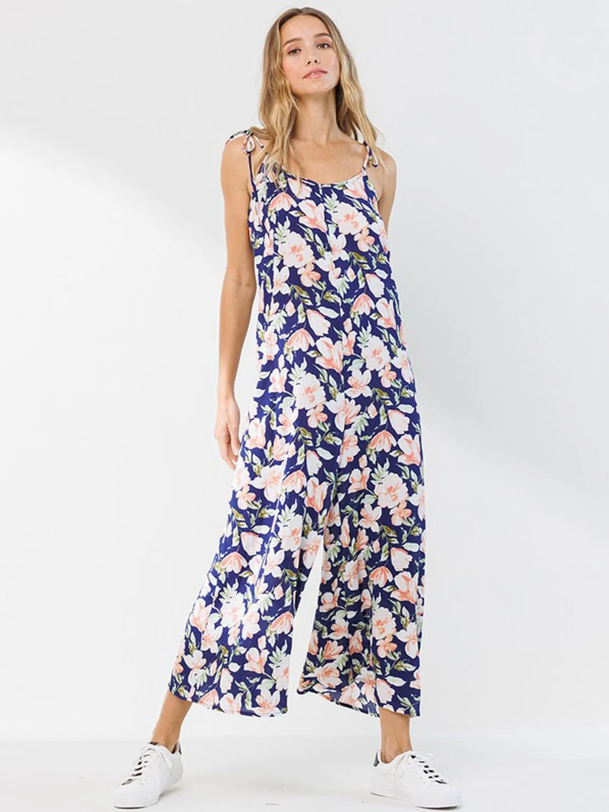 WOMEN'S SLEEVELESS V-NECK FLORAL JUMPSUIT